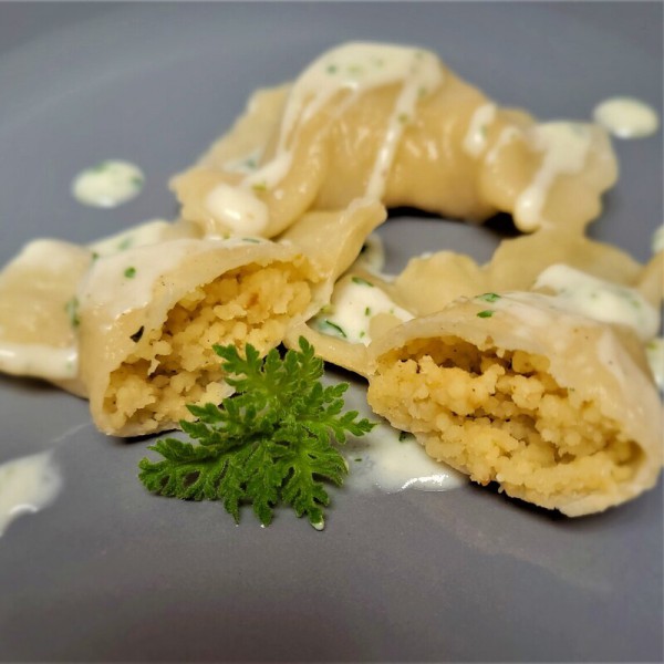 Kuskus orientalny z warzywami i przyprawami - obrazek 4